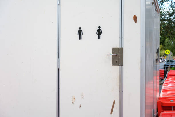 Best Portable bathroom rental  in Algona, IA